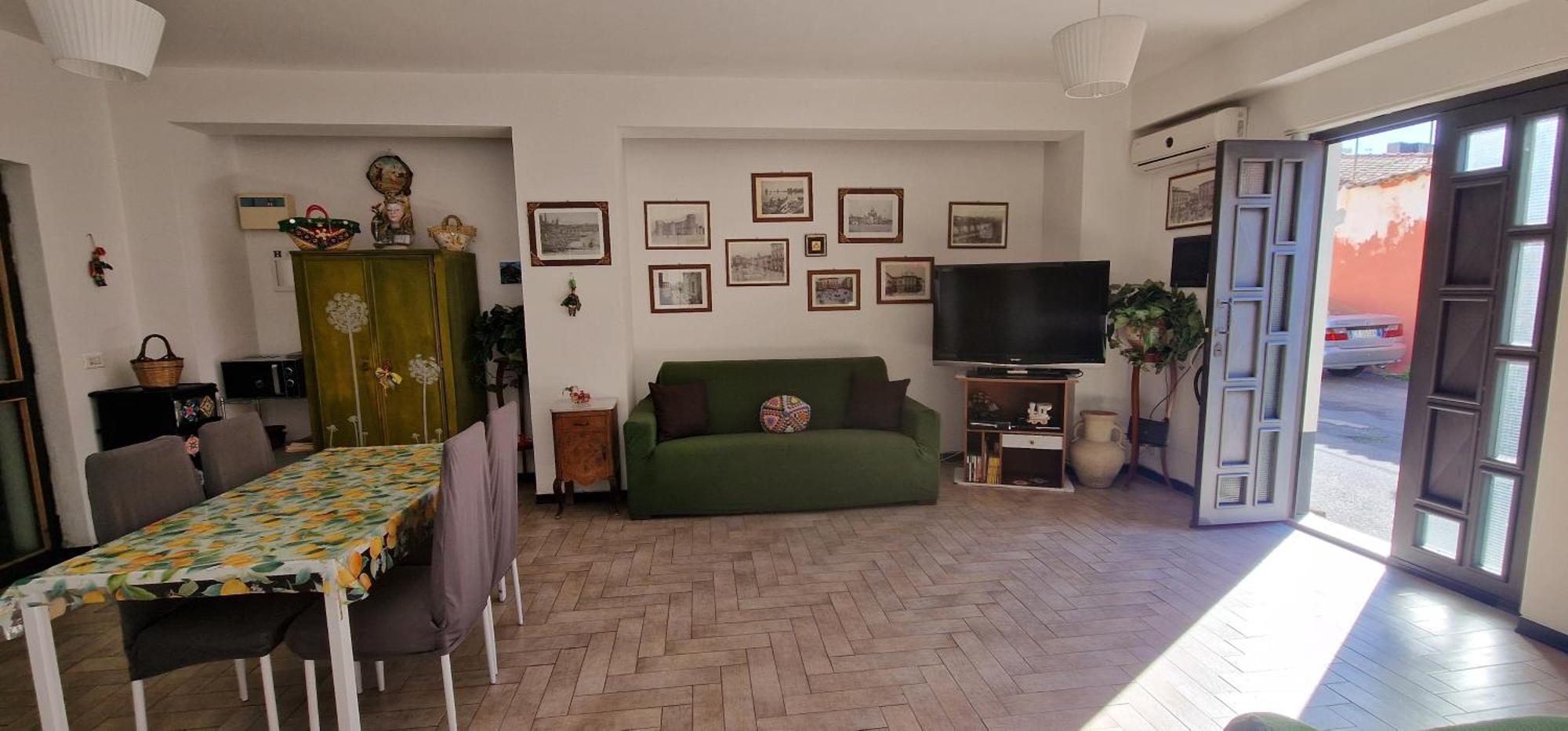 “Da Francesca“ Apartment Catania Luaran gambar